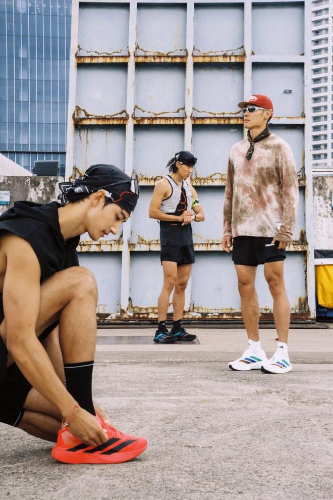 球鞋」不再只是联名、限量款九游会J92025 的「好(图31)